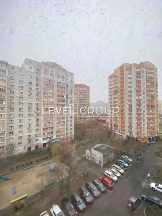 Продаж 3-х кімнатна Урлівська 4 метро Позняки Осокорки - фото 1