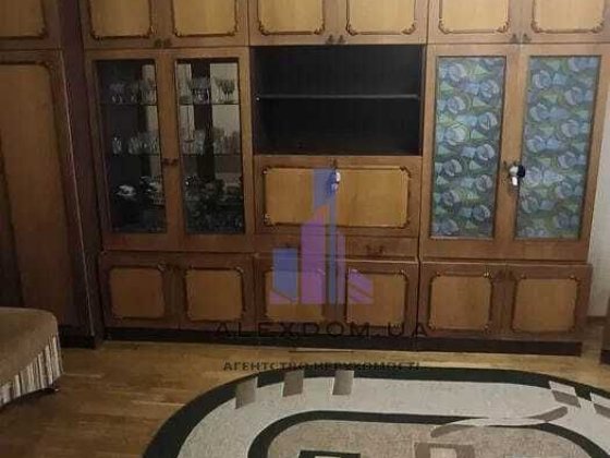 Продаж 2к квартири вул. Пантелеймона Куліша  3. Лівобережна. Киев