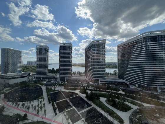 Продаж двокімнатна 71 м2 Грейт/Great Дарницький Осокорки вид на Дніпро Киев