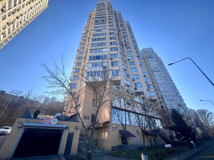 Без %! Продаж 3-х кімнатної квартири. Вул. Саперно-Слобідська, 22 - фото 1