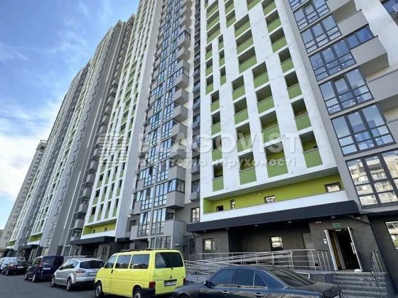 Продаж 1 к квартири з документами Київ