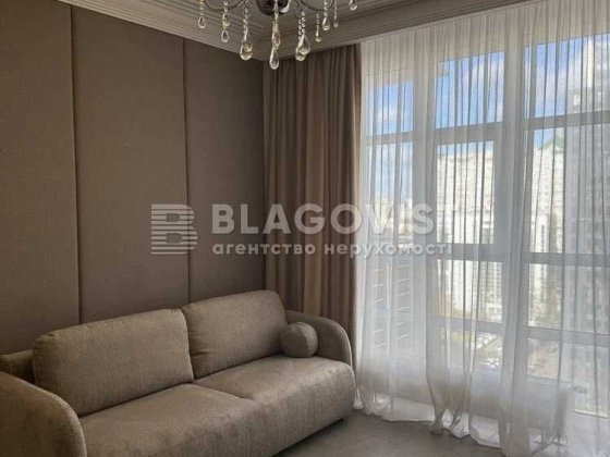 Актуально! Продам квартиру Французький квартал/Олімпійська Киев