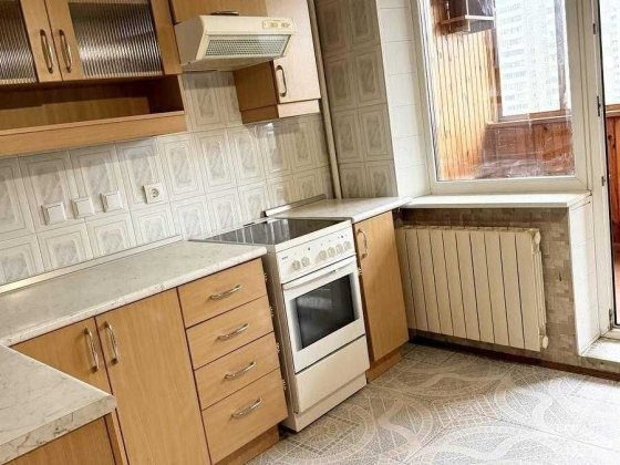 3 кімнатна квартира в Києві Дарницький Позняки Ахматової 15 Програми Киев