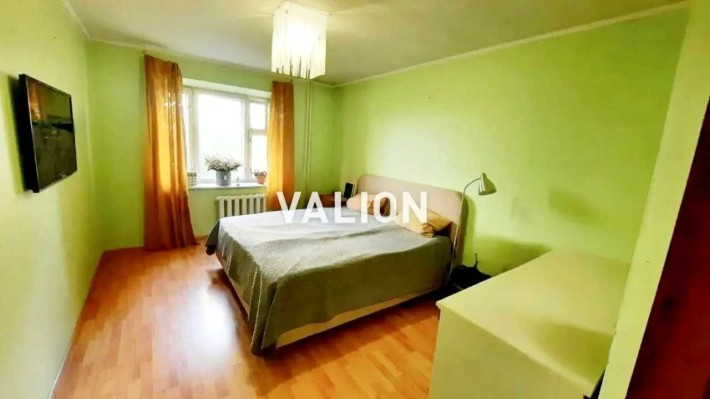 Продаж 2к квартири вул Вишнякывська 5б Дарницький рн Лівий Берег - фото 1