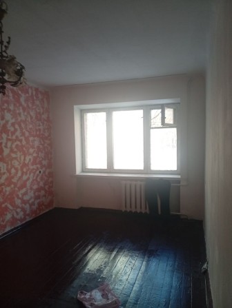 Продається 1-кімнатна квартира під комерцію (1 поверх) від власника - фото 1