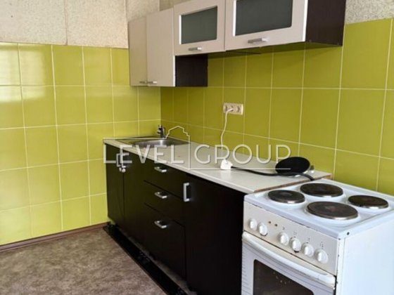 Продаж 1-к вул.Юлії Здановської(Ломоносова)54 Виставковий центр Київ