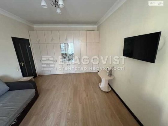 Продам 1 кімн кварт. з ремонтом Печерськ Бойчука,27 Київ
