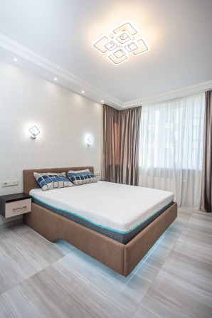 Без % 3к (94м2) Оболонський просп., 1 ЖК Оболонь Скай - фото 1