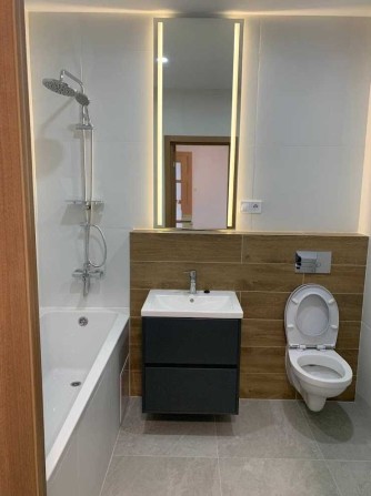 Продам видову 1-кім квартиру 45 м² з ремонтом в ЖК Причал | єОселя - фото 1