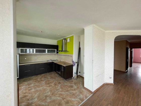 Продаж 3-кім.кварт м.Київ, вул.Михайла Гришка, 9(Позняки)–130 000 у.е. Киев