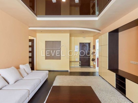 Продаж 3-кім квартира 117м2 ЖК Голосієво Деміївська Киев