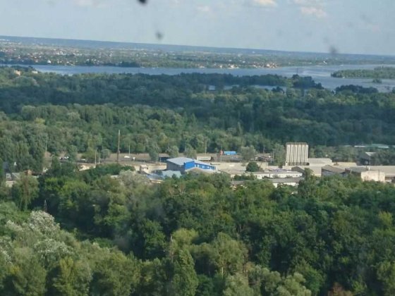 продам видову квартиру на Дніпро Киев