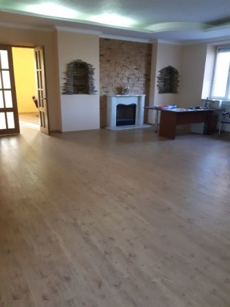 Інститутська,22/7 Центр  Липки  Апартаменти в урядовому кварталі - фото 1