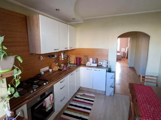 3 поверх 75 м² 3-к квартира біля озера Ревуцького 8 м. Позняки 15 хв Киев