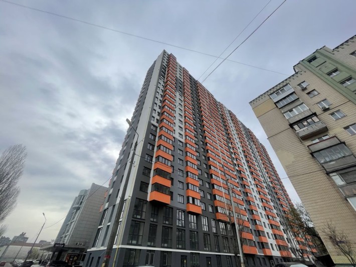 Продаж 2-к кв Дарницька площа ЖК Дніпровська Мрія Сосюри буд.6 - фото 1