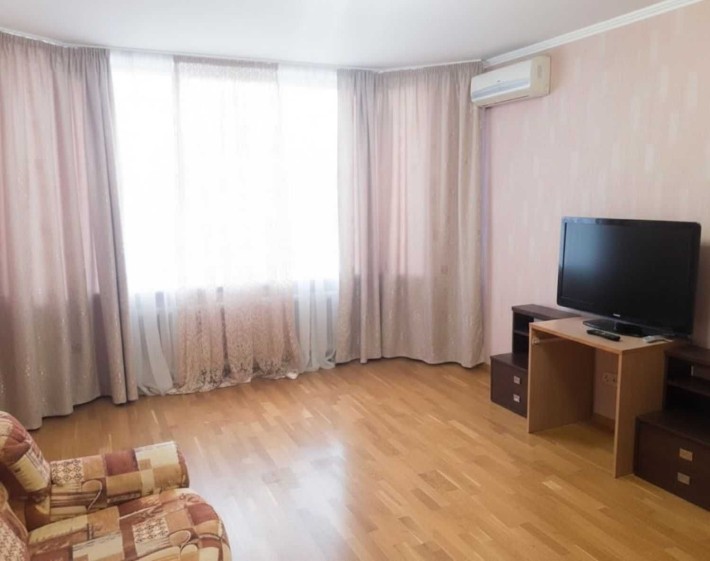 Продаж 1к квартири, вул. Анни Ахматової 35 - фото 1