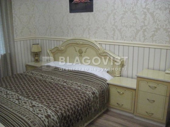 Продаж 2кімнатна кв, м Олімпійська Площа Українських Героїв, Жилянська Киев