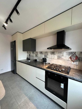 Продаж 3 кімнатної квартири на Патона - фото 1