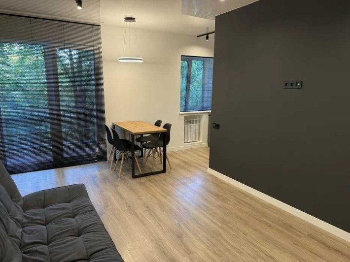 Продается шикарная 2 квартира в Центре с ТОРГОМ!!! (88178) - фото 1