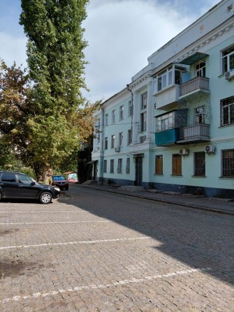 2 ком.   Ул. Адмиральская, " коммуналка" 3/3,  сталинка,11000 - фото 1