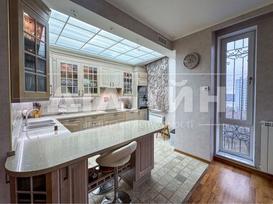 Видовая квартира VIP уровня 166 м2 с супер скидкой !! Запоріжжя