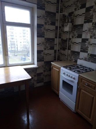 Продам 2-к квартиру, Александровский район,  район КПУ - фото 1