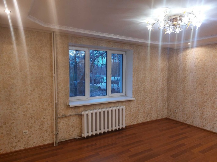 Продам 1к/кв «чешку» с ремонтом.1/9, 6-я Слободская.Лоджия.Собственник - фото 1