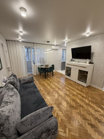 Продаю 3 к квартиру с евроремонтом и мебелью, Сухой Фонтан - фото 1