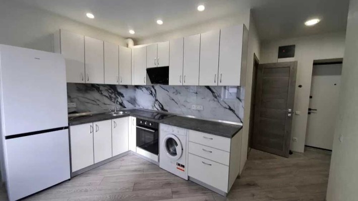 Продажа 1-комнатной кв 47м2 ЖК Рогатинский Центральный рынок - фото 1