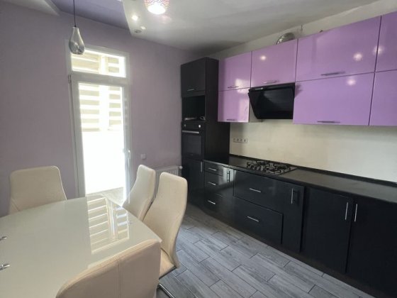 Продаю 3 комн./кв. Северный , 85м2, индивидуальное отопление Николаев