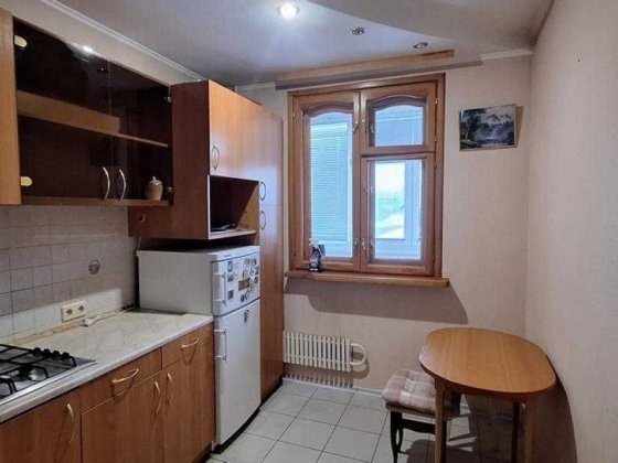 Большая 1-к. квартира метро Киевская Харків