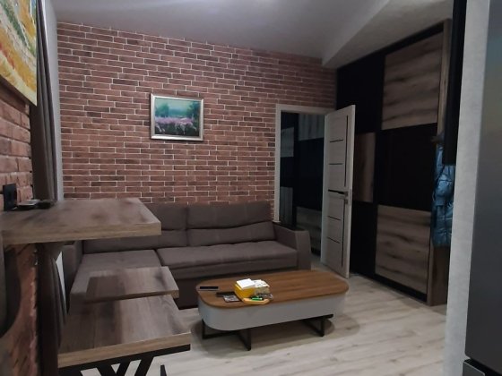 Продаж євродвушка Центр метро Бекетова ТЦ Нікольский площа Конституції Харків