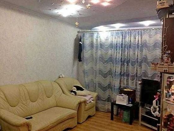 Продам двокімнатну квартиру на Салтівці по вул Нескорених Харків