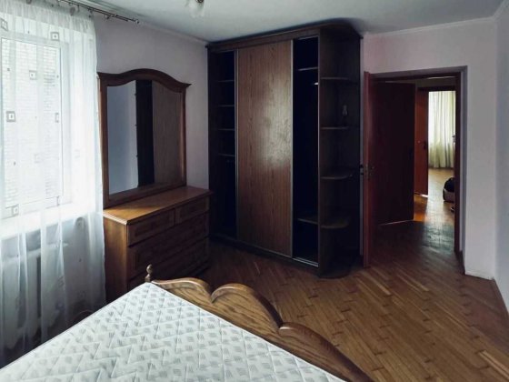 Продаж 3-к. квартири з Ремонтом 69/62/7м² вул. Пасічна 101000$ Львов