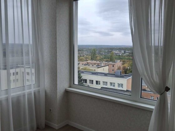 Продам 2х комн кв на Алексеевке Харків