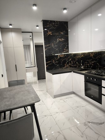 Продам шикарну квартиру в ЖК Уютний Квартал. - фото 1