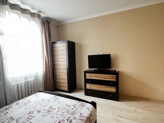 В продажу 2 к к на Соборній з косметичним ремонтом Николаев