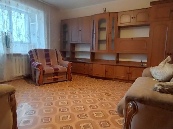 Продаю 2-х ком.кв-ру на 1/9 в р-не Гвардейской, вторая линяя Николаев