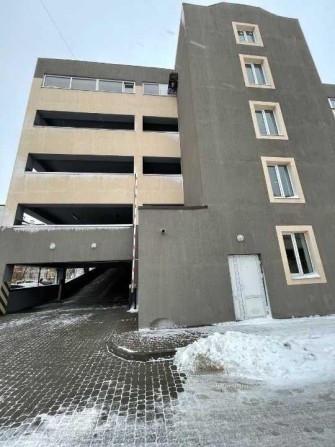 Оренда паркомісця Львів Рубчака Івана 23 ЖК Львівська мрія - фото 1