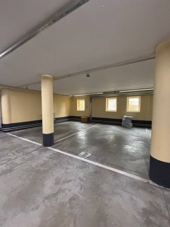 Здаю в оренду паркомісце Печерськ вул  В Тютюнника 5в біля ТетрісХола - фото 1