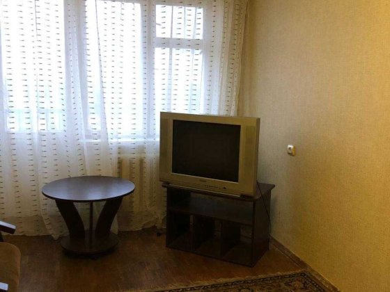 1-кімнатна квартира біля Сирецького Гаю Київ