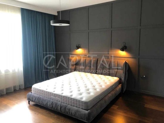 Продаж квартири, Василя Тютюнника,Печерський Киев