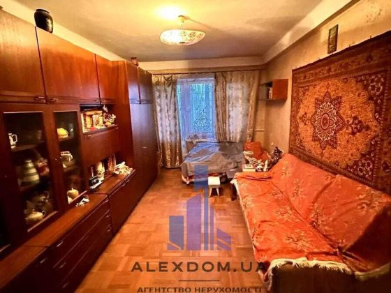 Продаж 2к квартири вул. Остафія Дашкевича (Курнатовського) 24. Киев