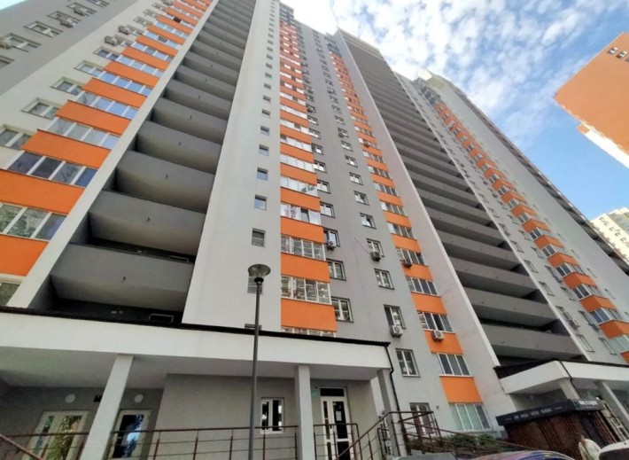 Продаж Жк 4 сезони, 2к квартира, 61.7кв, без комісії!% м.Васильківська - фото 1