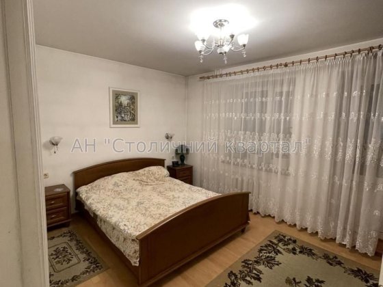 Продаж 2к квартири вул. Братства Тарасівців-12/37 м. Харківська Киев