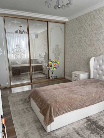 продаж 2к квартири Драгоманова 10 - фото 1