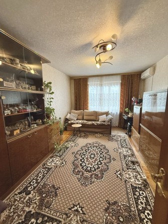 Продам 2-кім кв по вул. Ревуцького 19/1 - фото 1