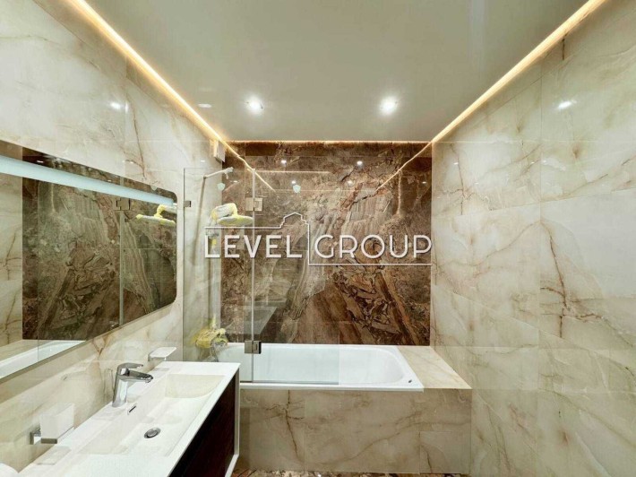 Продаж 2кім квартири з новим ремонтом,Максимовича,М Васильківська 15хв - фото 1