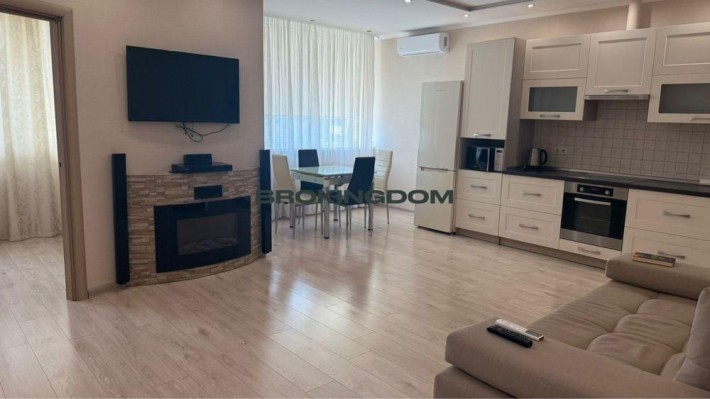 Продаж 1к квартири на пр. Воскресенський 10А, Перова - фото 1