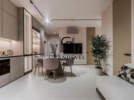 Продаж 2к квартири ЖК Новопечерські Липки Верхогляда, 19А Драгомирова Київ